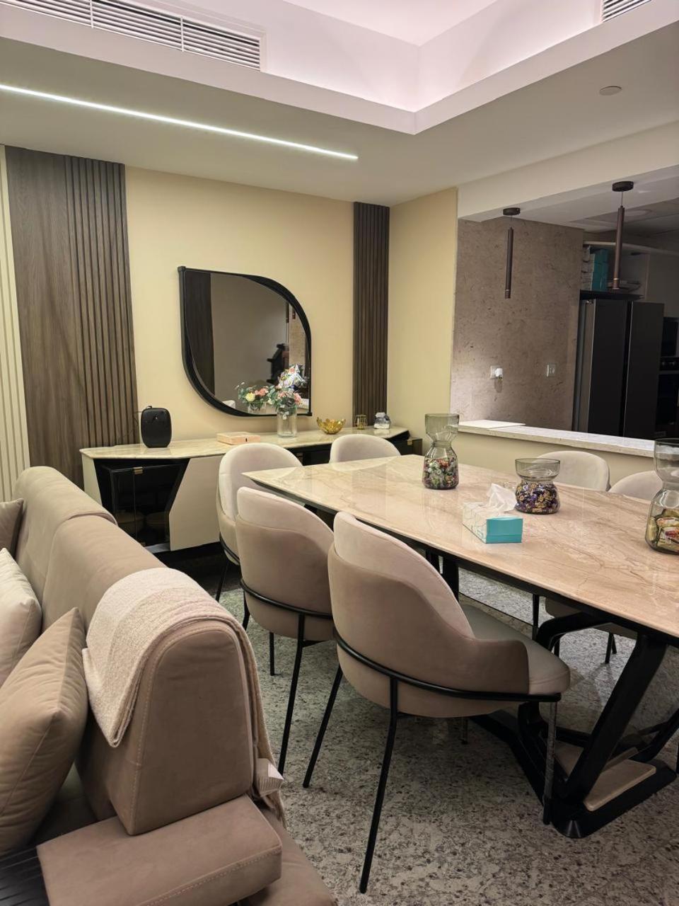 Apartment بفندق هىلتون المعادي عالنيل Tower Resident غرفتان وثلاثة
